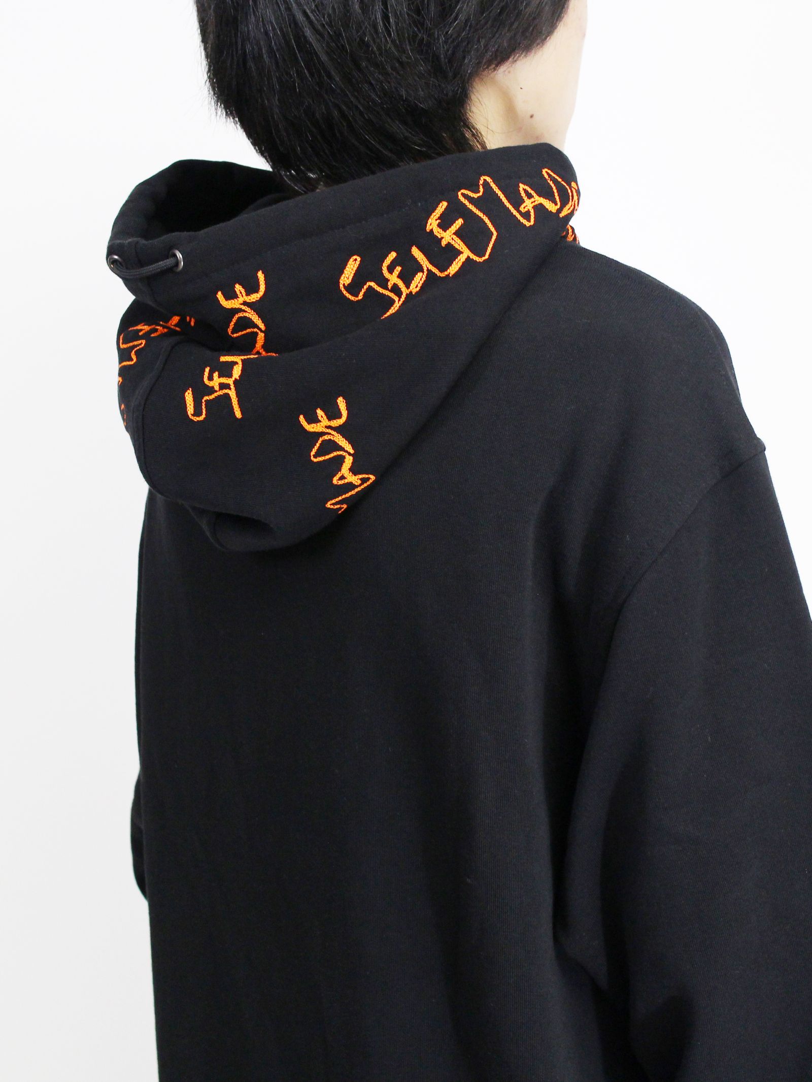 【20AW】フードロゴ刺繍 オーバーサイズパーカー / SELF MADE ICONIC HOODIE / ブラック × オレンジ