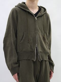 【24AW】パネルデザイン ジップアップ パーカー /  PANELLED ZIP UP HOODIE / MOSS(カーキ)