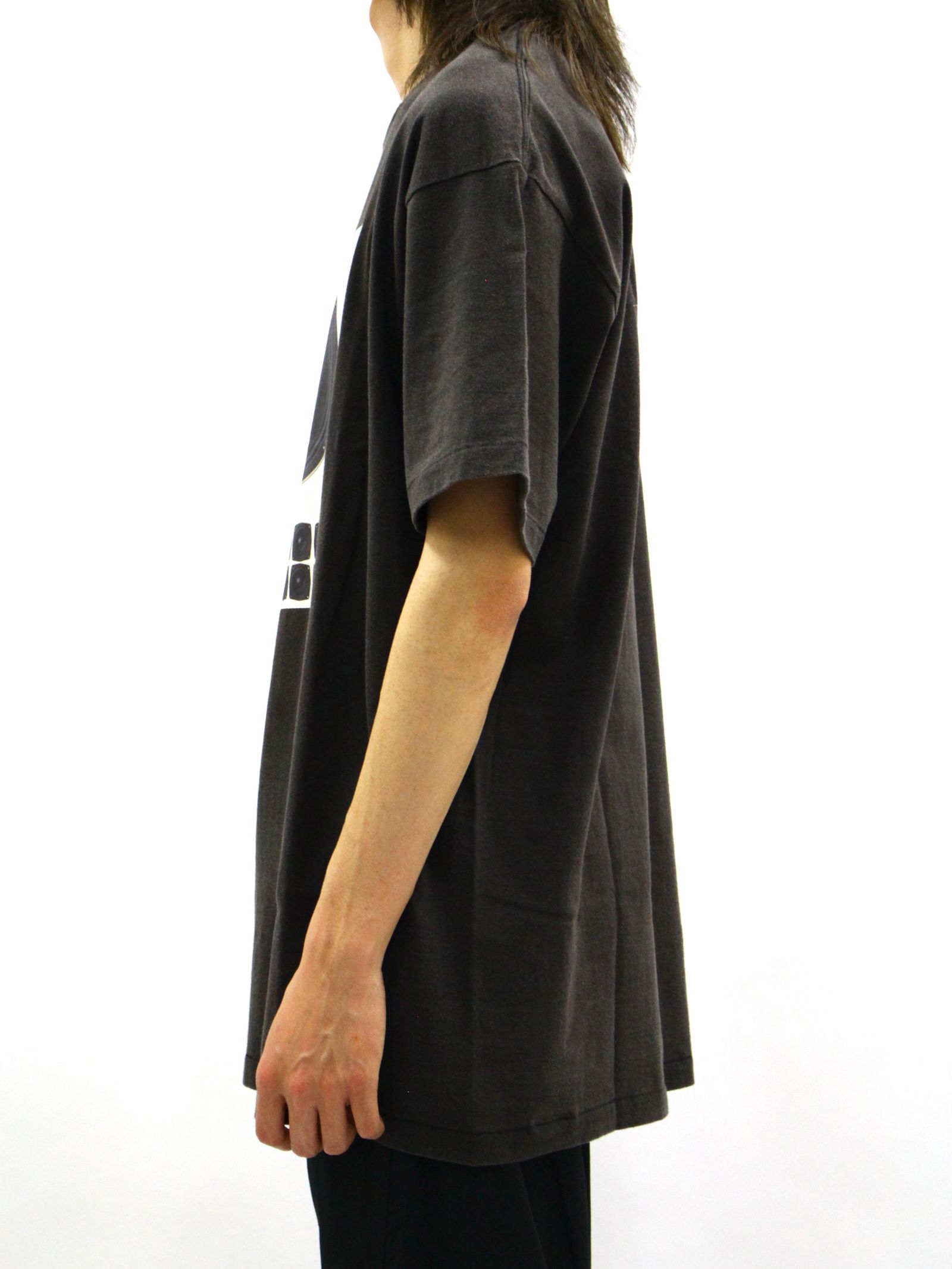 【26SS】スピーカー グラフィック Tシャツ / SPEAKER TEE / ブラック