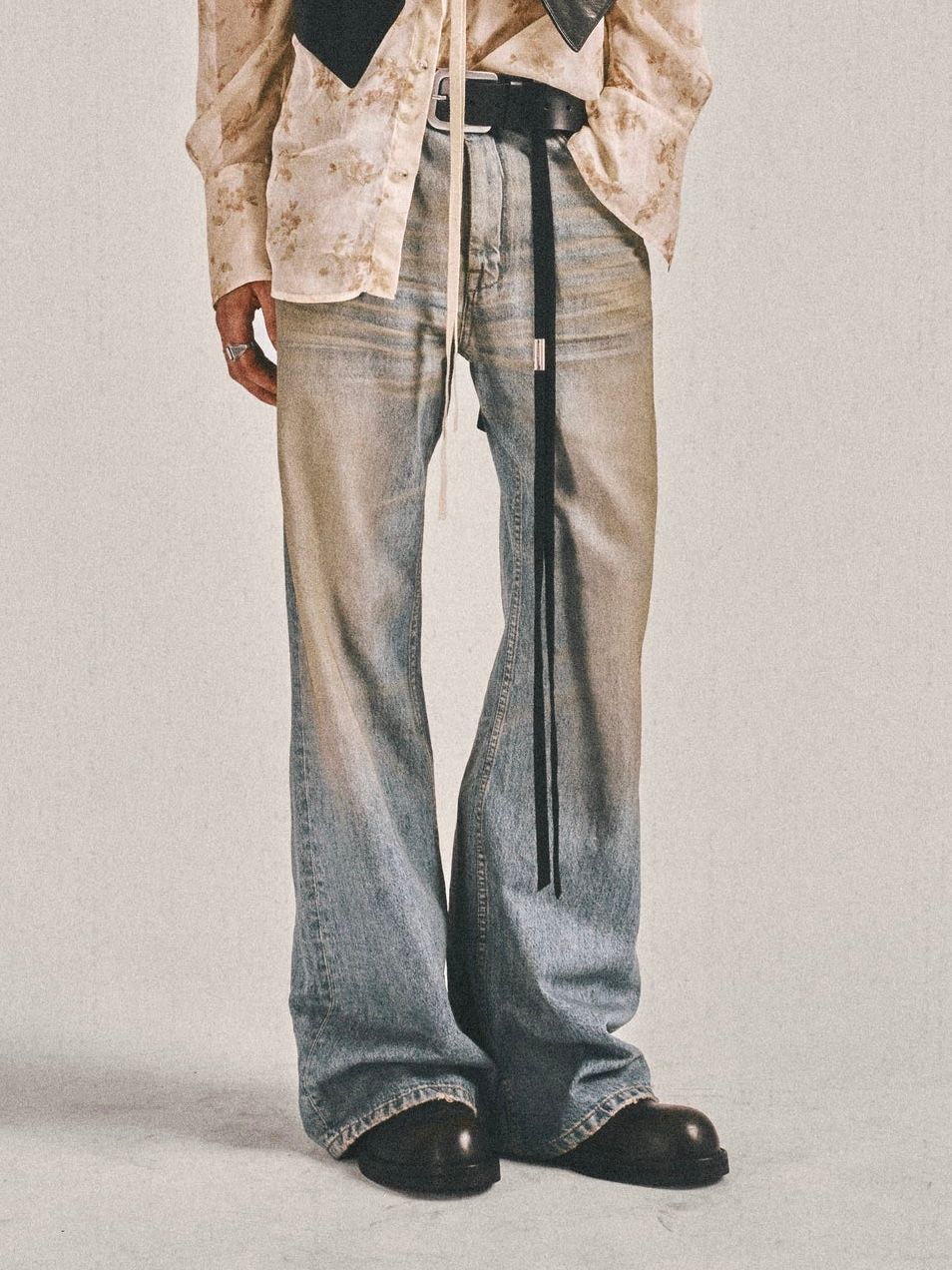【27SS】モデスト 5ポケット リラックスフレアパンツ / MODEST 5-POCKETS RELAXED FLARED TROUSERS / スカイ ブルー
