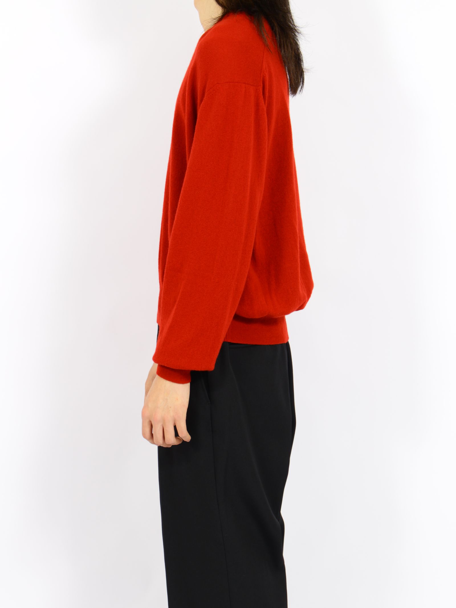 【26AW】カシミア Vネック ニット / CASHMERE V-NECK KNIT .16 / レッド