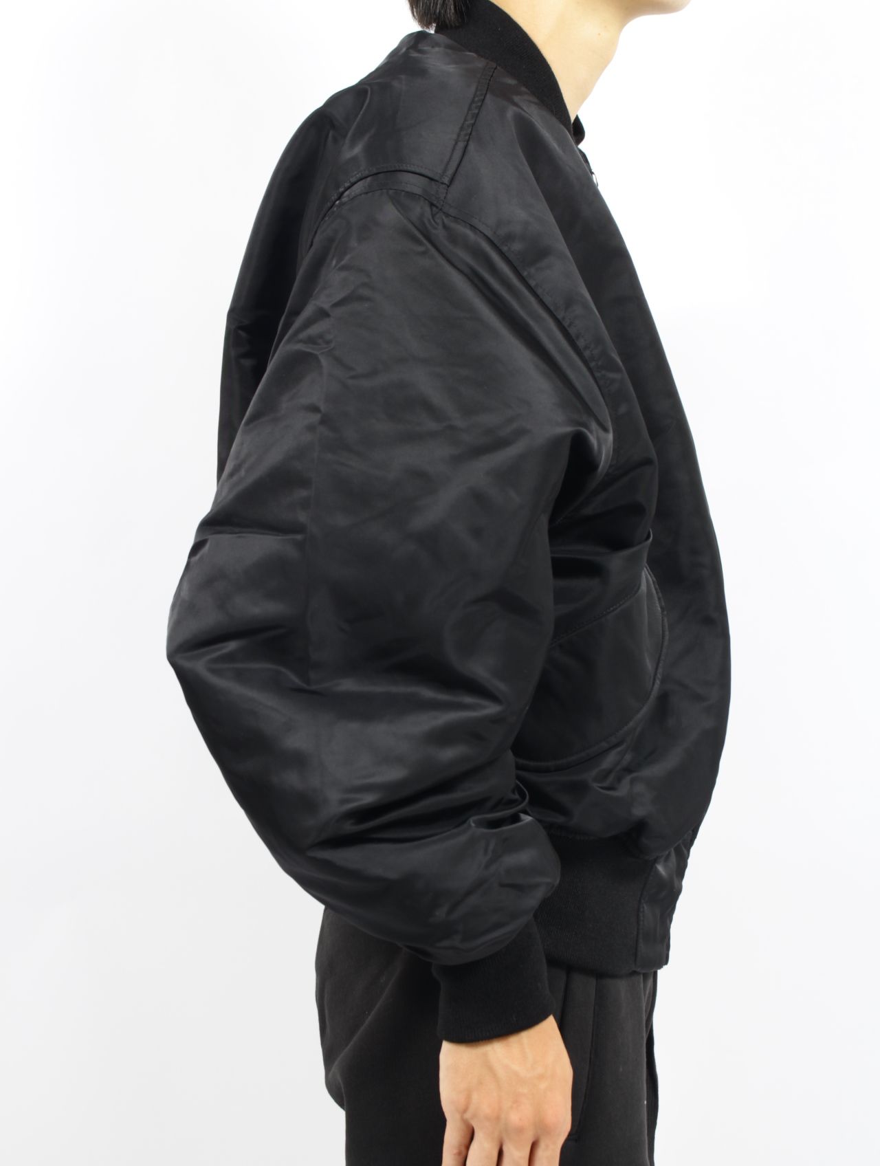 ENTIRE STUDIOS 25AW ボンバージャケット entire studios - 【25AW】ナイロン ボンバー ジャケット