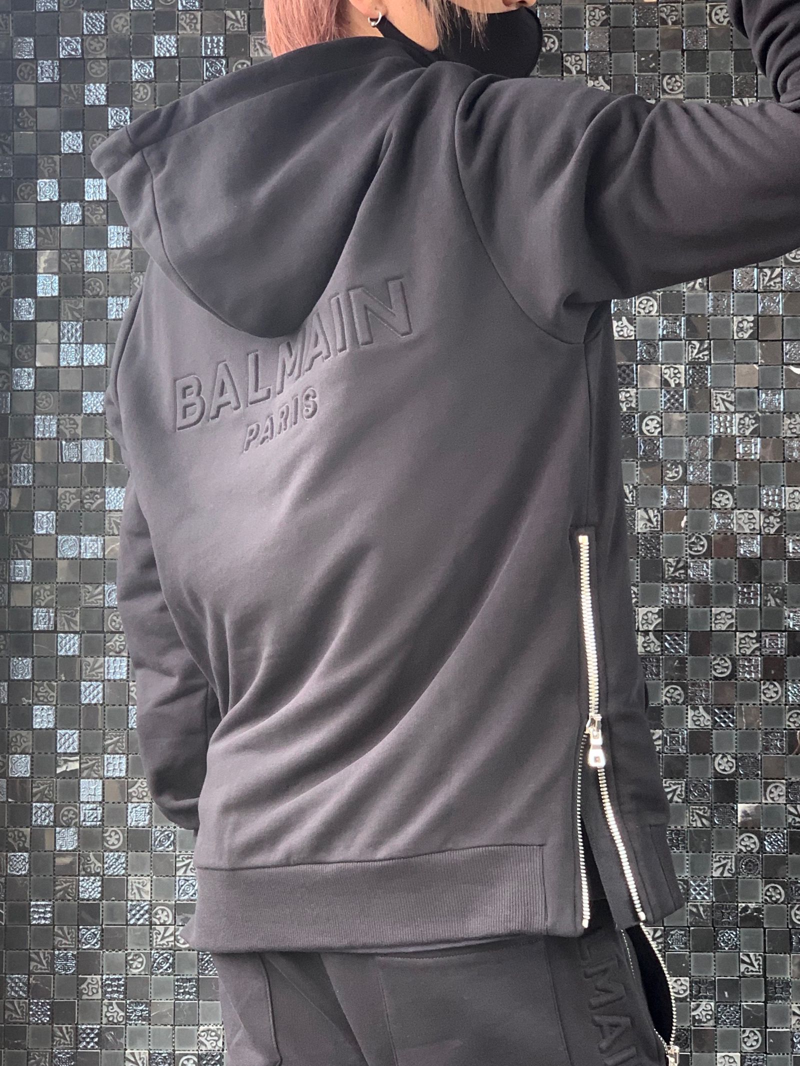 ジップアップ パーカー / BH2 C&S ZIPPED / ブラック × シルバー