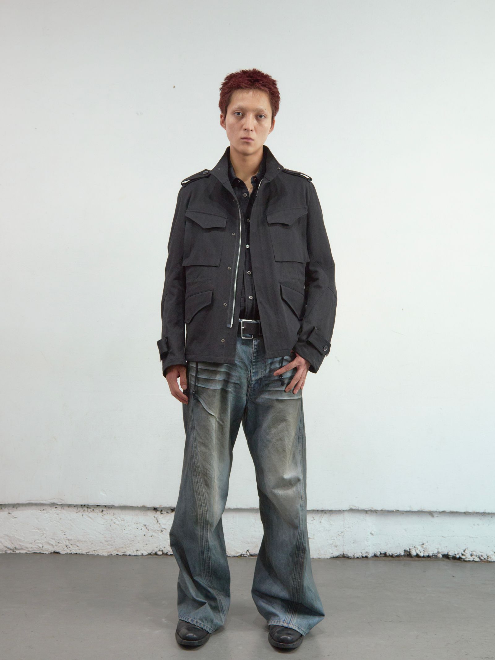 【26SS】 3D ツイステッド ワイド レッグ ジーンズ デニム パンツ / 3D TWISTED WIDE LEG JEANS / DIRTY FADED INDIGO (インディゴ)