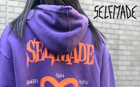 この秋活躍する 【SELF MADE】プリントロゴ刺繍パーカー