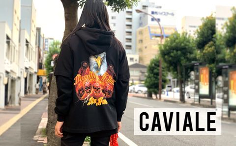 【CAVIALE】クールなグラフィックが印象的なイーグルカットソー