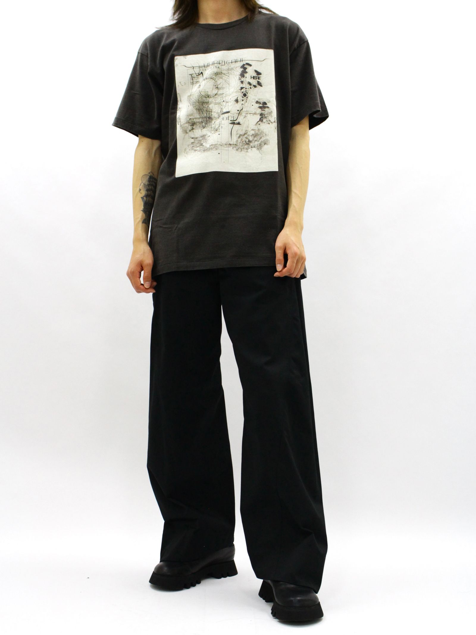 【26SS】ハリケーン グラフィック Tシャツ / HURRICANE GRAPHIC TEE / ブラック