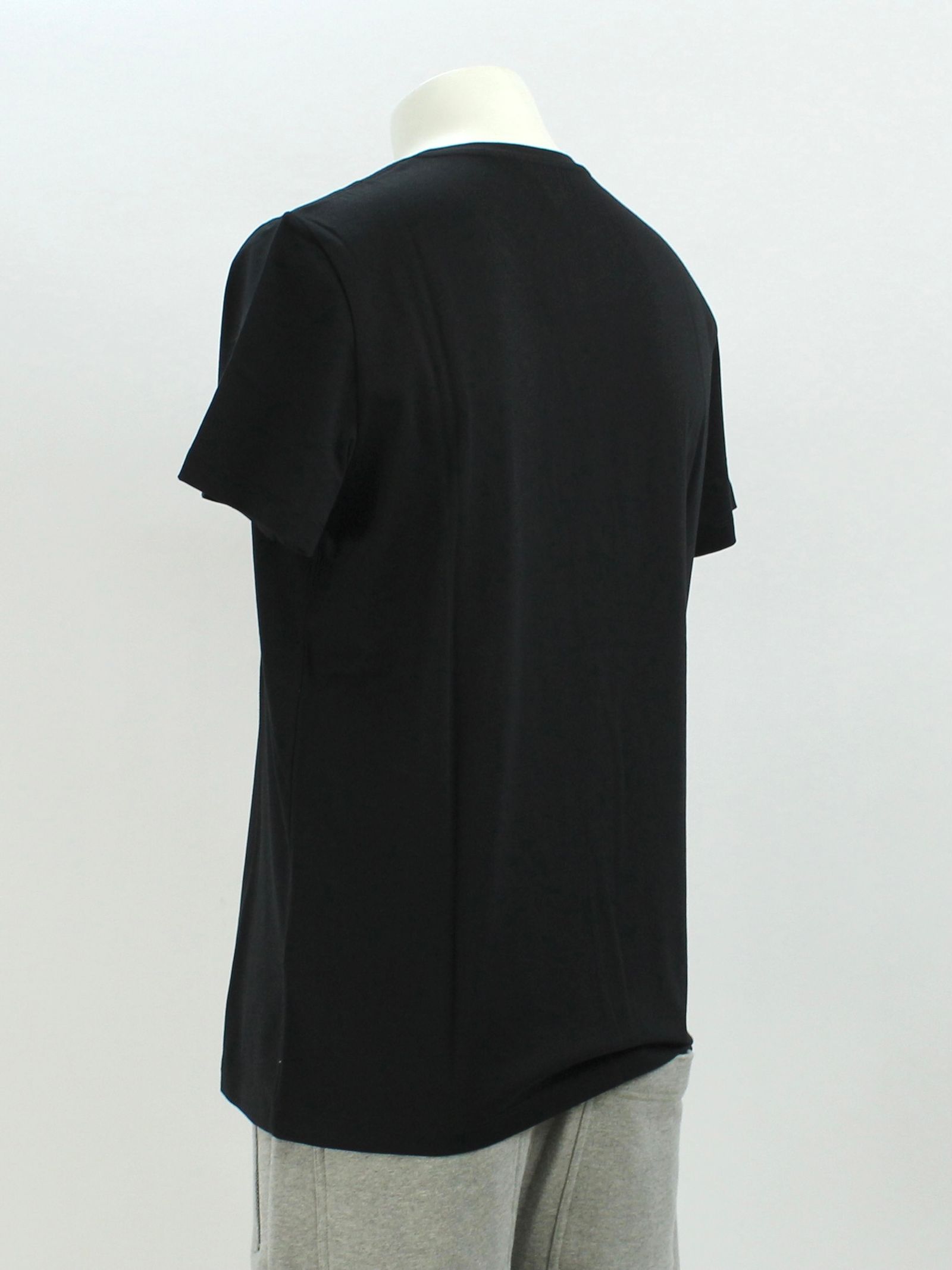 エンボスロゴ Tシャツ / EMBOSS LOGO T-SHIRT / ブラック