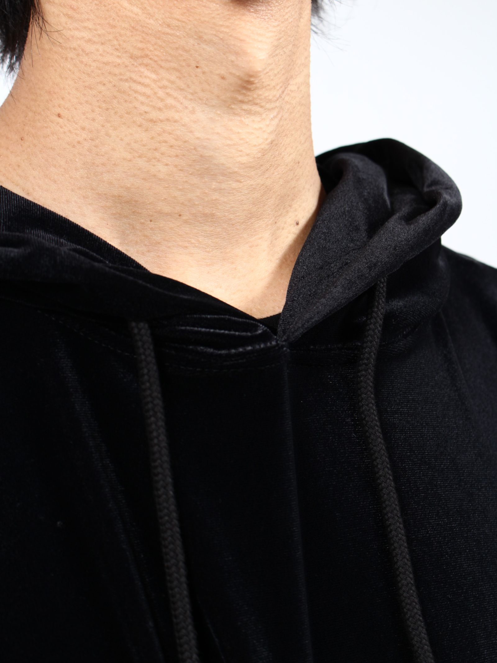 BASICKS - 【24AW】ベルベット フーディー / VELVET HOODIE