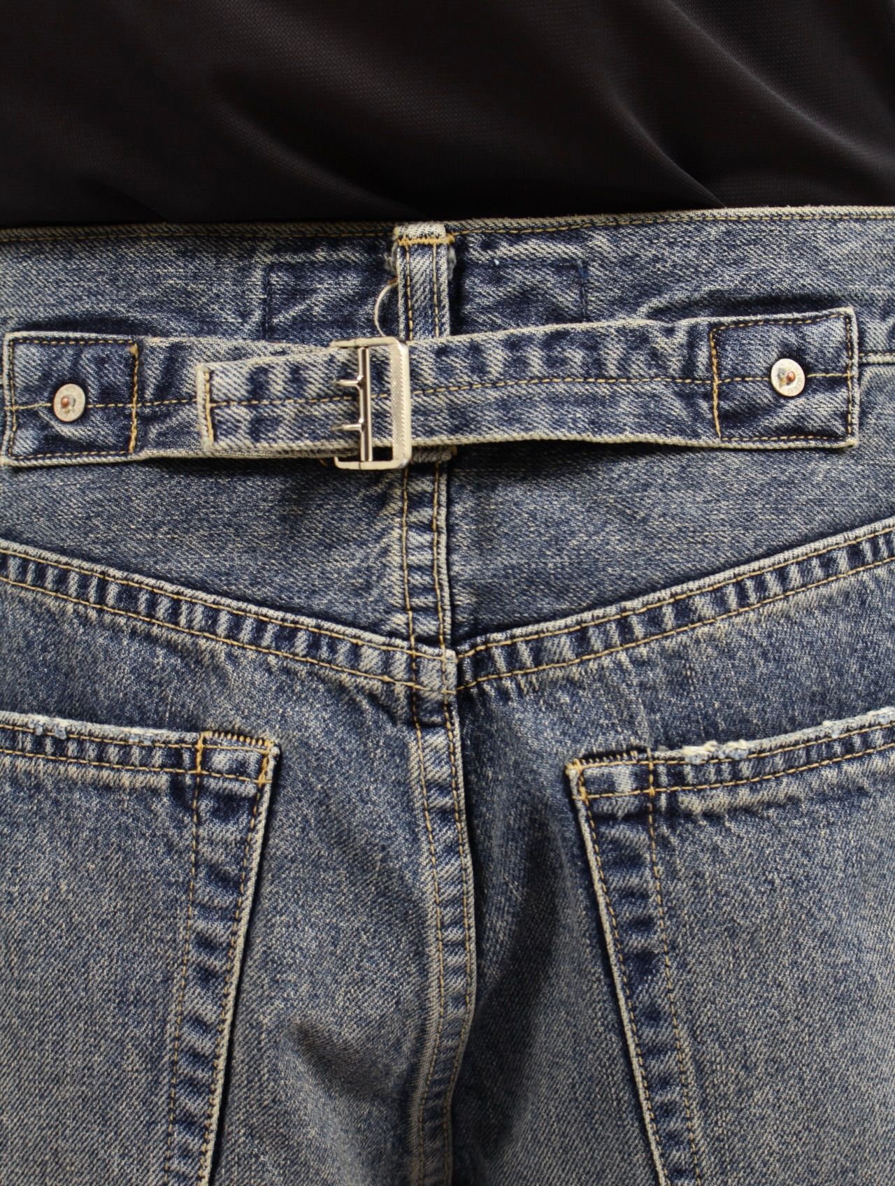 【25AW】"D" バックル スーパー ワイド デニム パンツ / "D" BUCKLE SUPER WIDE DENIM PANTS / インディゴ