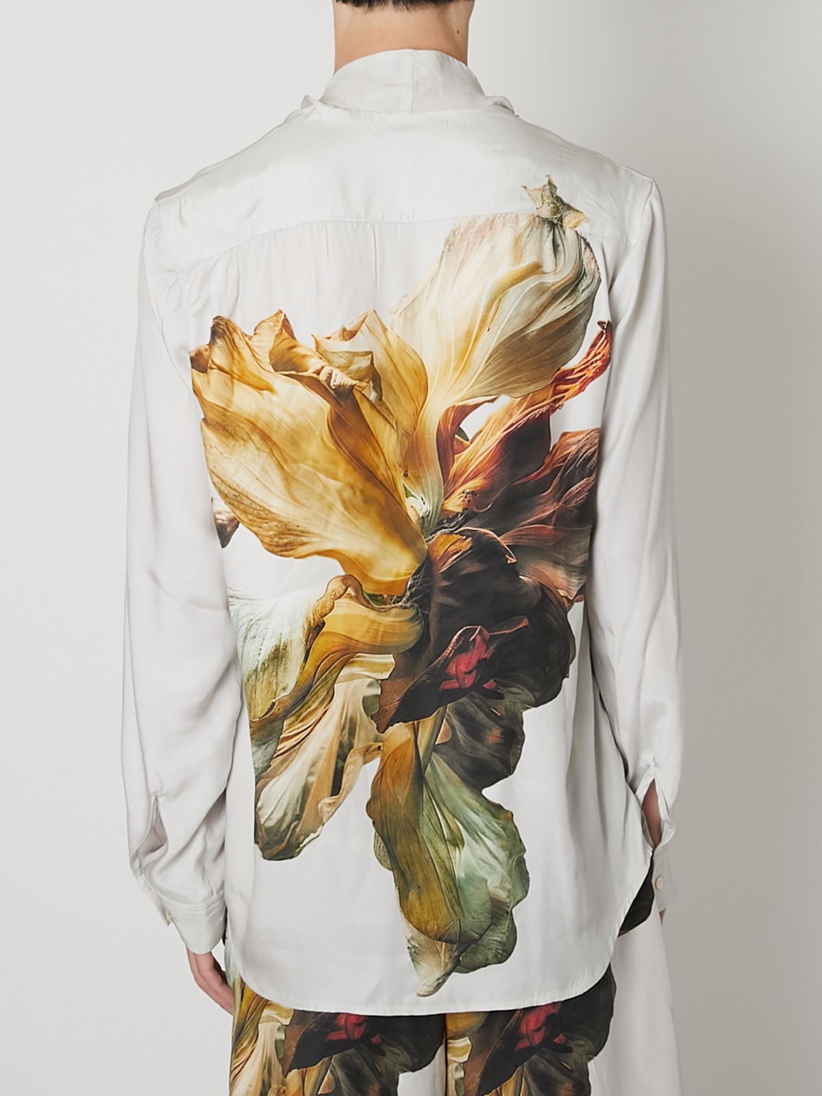 【27SS】ドレープド デザイン シルク シャツ 花柄 長袖シャツ  / DRAPED DESIGN SILK SHIRT / ベージュ