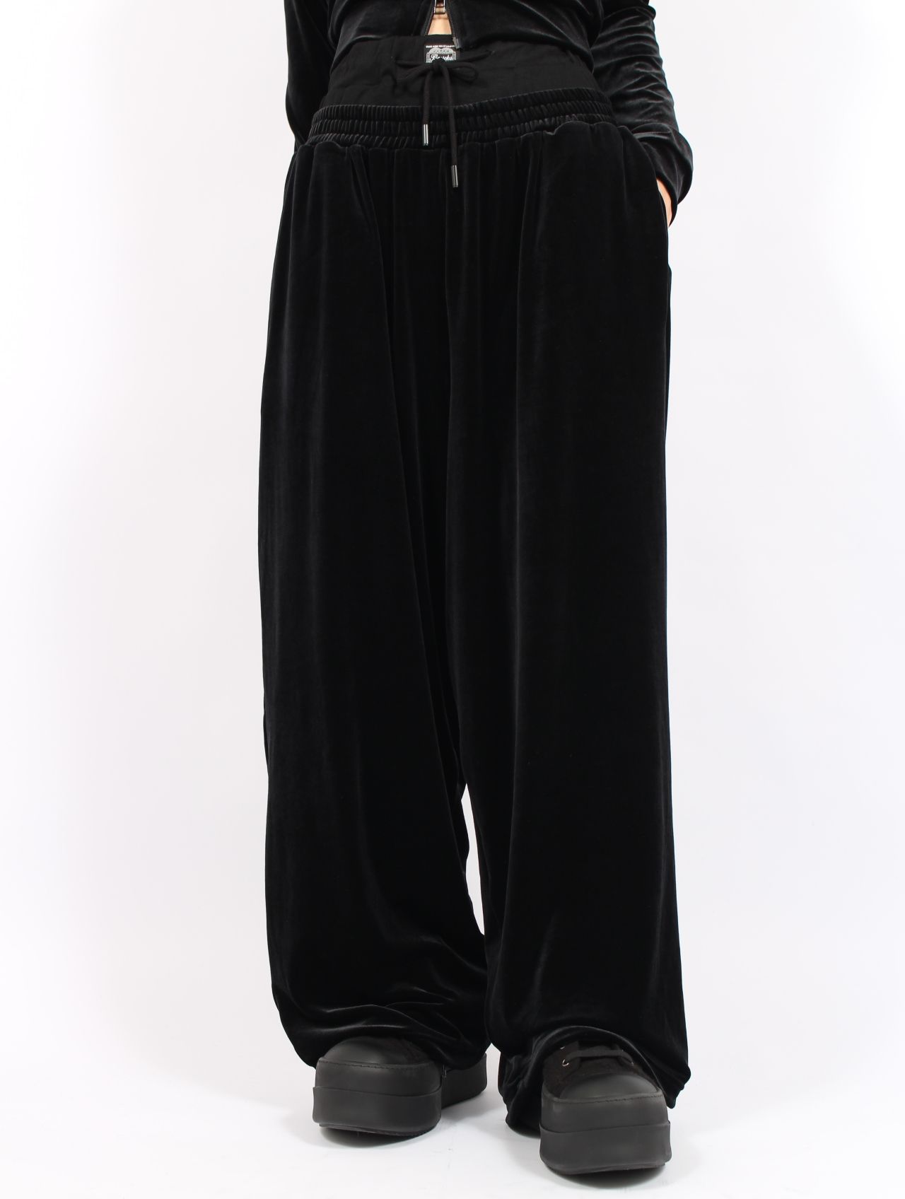 【25AW】レイヤード ベルベット トラウザーズ / LAYERED VELVET TROUSER / ブラック