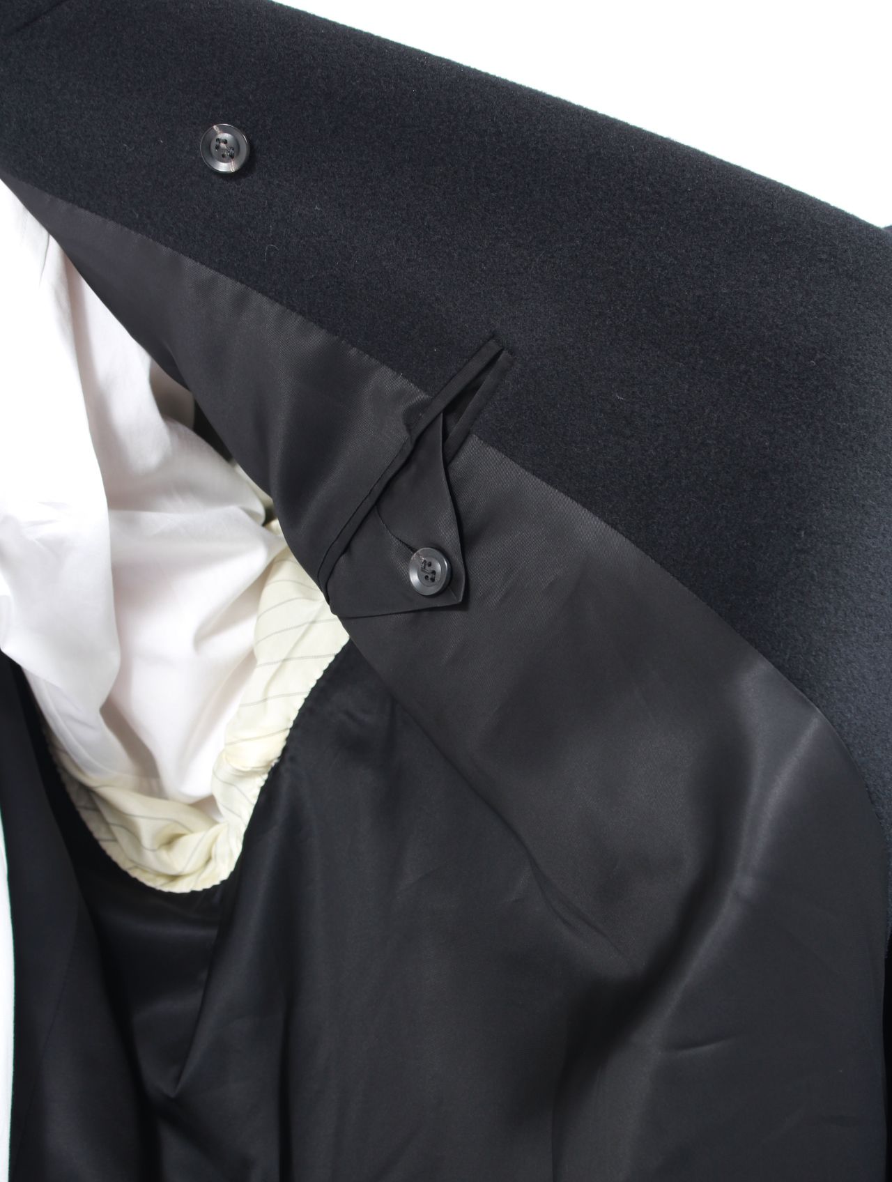 【25AW】ドレープ ダーツ ウール カシミア チェスターコート / DRAPED DART WOOL CASHMERE CHESTERFIELD COAT / ブラック