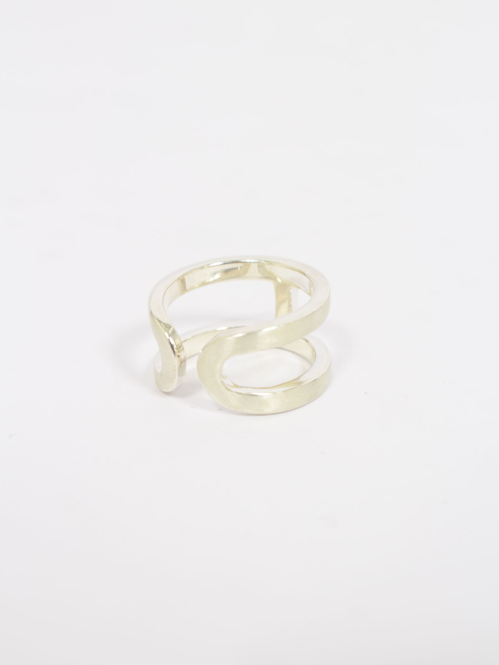 H リング ウィズ ヘアー ライン / H RING WITH HAIR LINE / シルバー