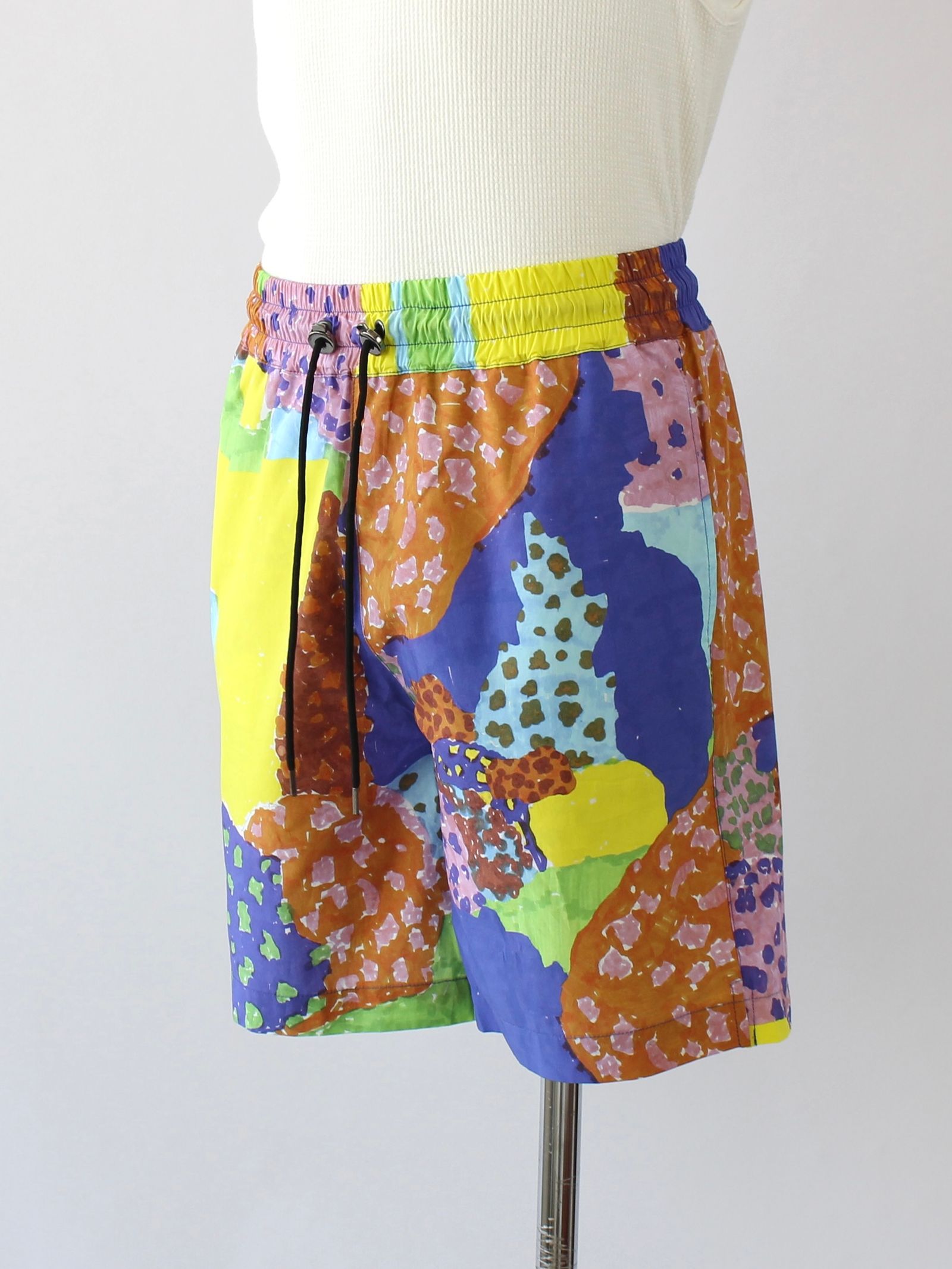 樹木柄 アートショートパンツ / SHORT PANTS IN ALL OVER “ALBERI” / マルチカラー