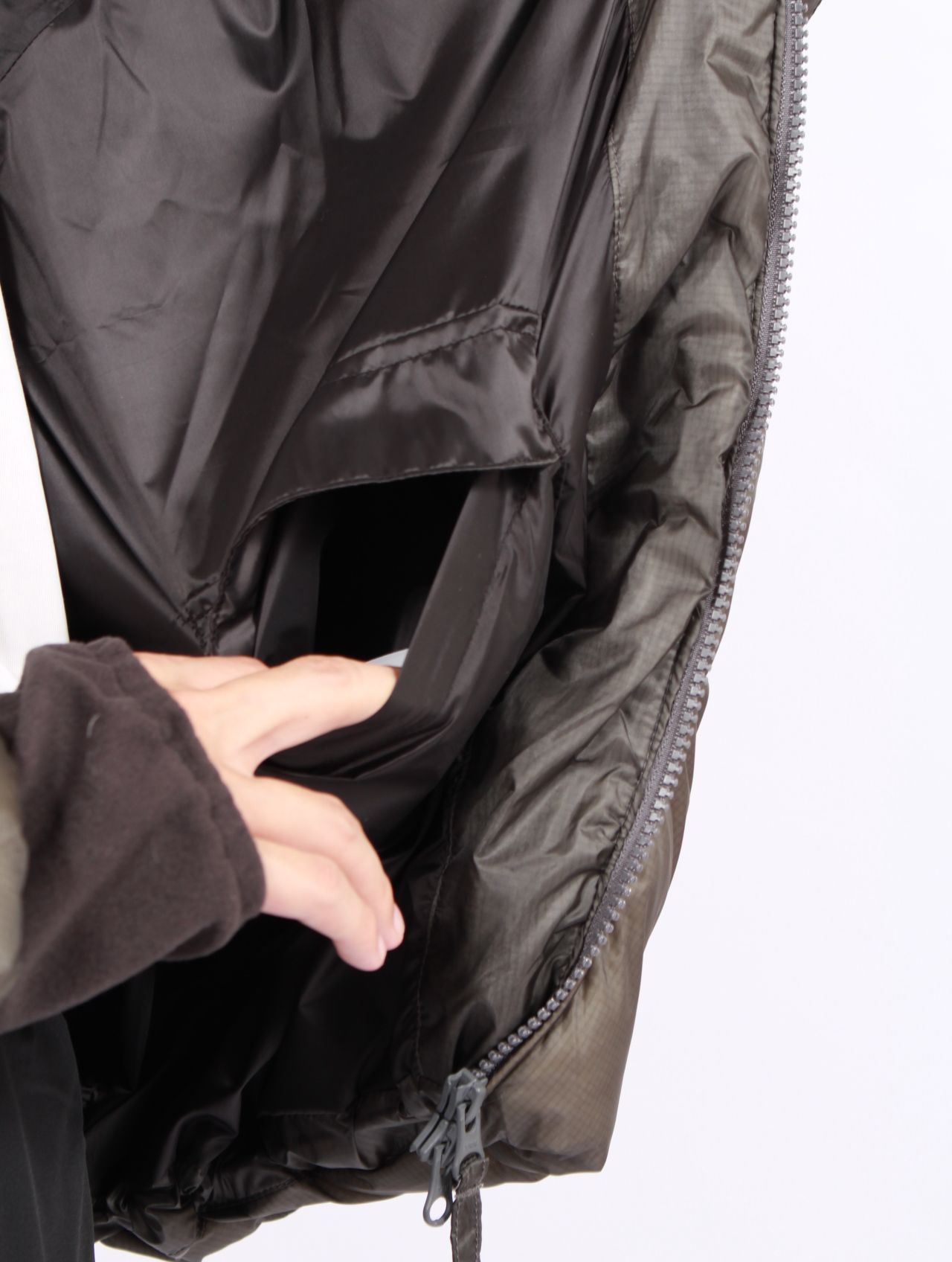 【25AW】シェード パファー ジャケット ダウン / SHADE PUFFER JACKET / チャコール