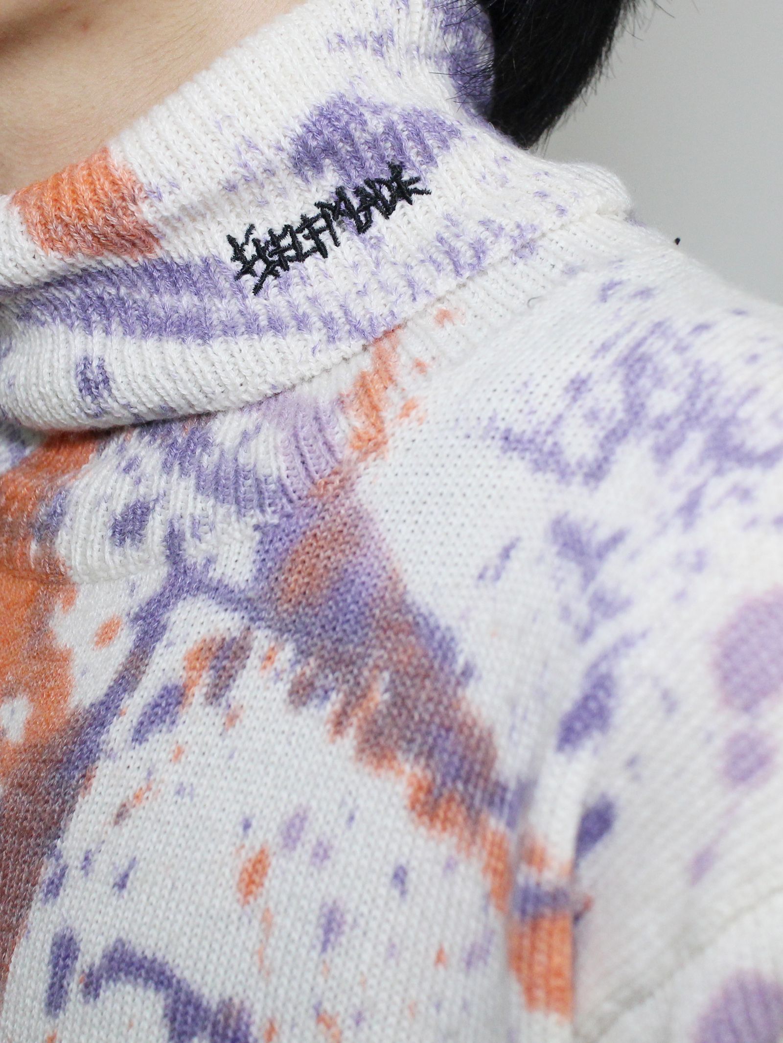 【20AW】ペイント タートルネック ニット / HANDMADE  PAINTED  TURTLENECK / オフホワイト × マルチ