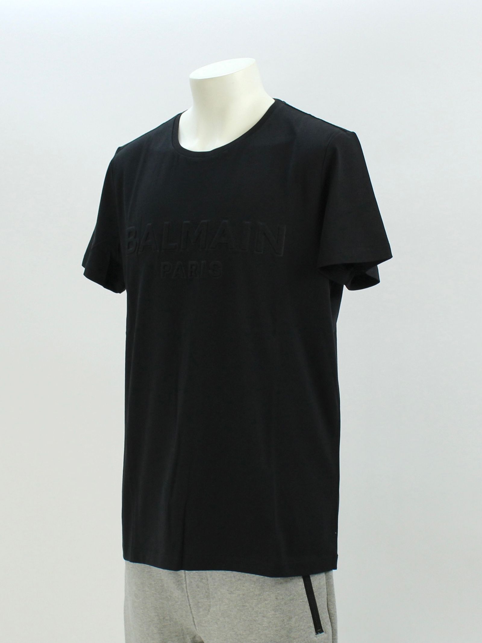 エンボスロゴ Tシャツ / EMBOSS LOGO T-SHIRT / ブラック