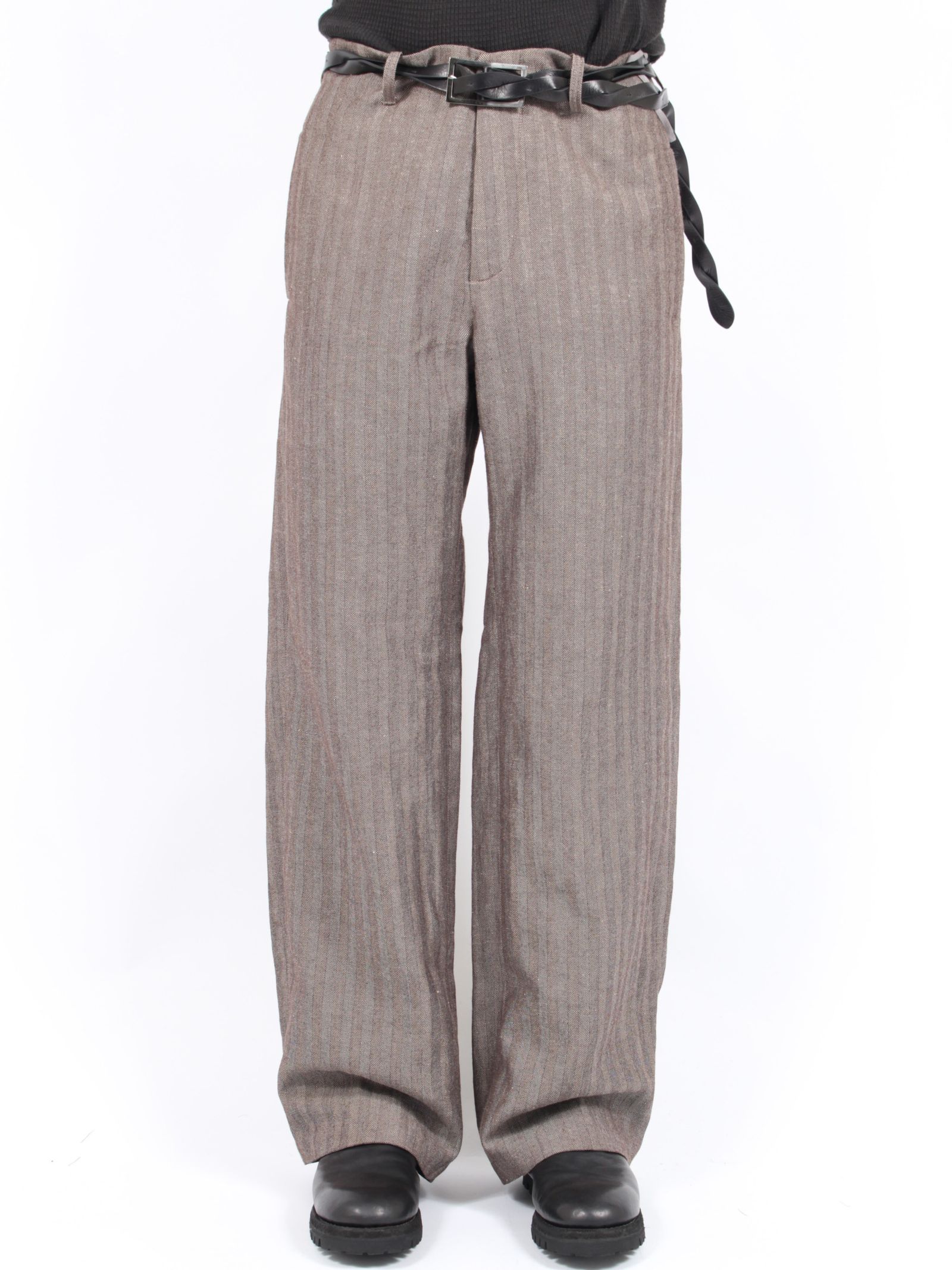 【24AW】アジャスタブル バックプレート ワイドフィット トラウザー / ADJUSTABLE BACK PLEATS WIDE FIT TROUSERS / ブラウン