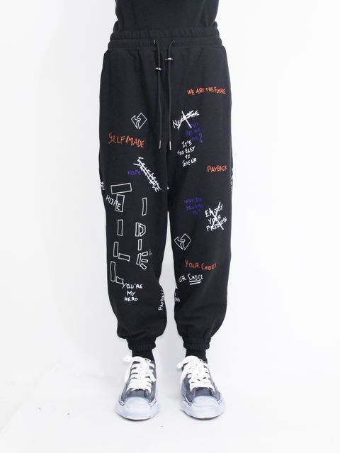【20AW】総柄 刺繍プリント ジョガーパンツ / WRITTINGS JOGGER PANTS / ブラック