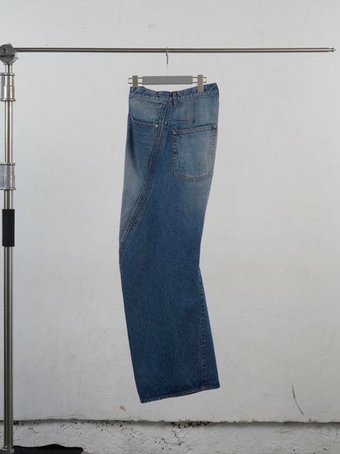 【26SS】3D ツイステッド ワイド レッグ ジーンズ / 3D TWISTED WIDE LEG JEANS / VINTAGE FADED INDIGO(インディゴ)