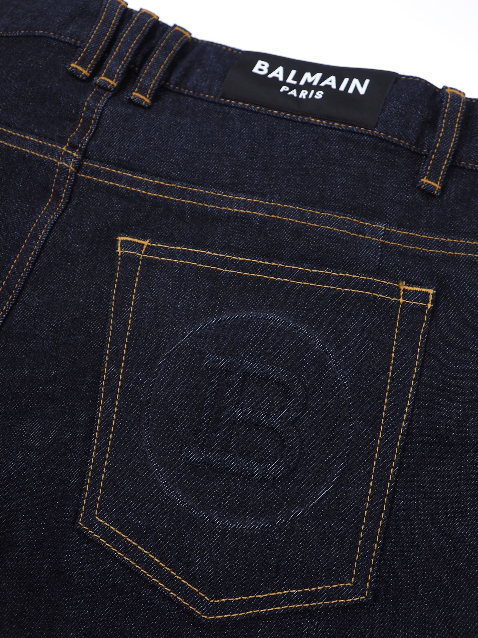 エンボス加工 テーパードデニム PANTS DENIM EMBOSSED MONOGRAM / インディゴ