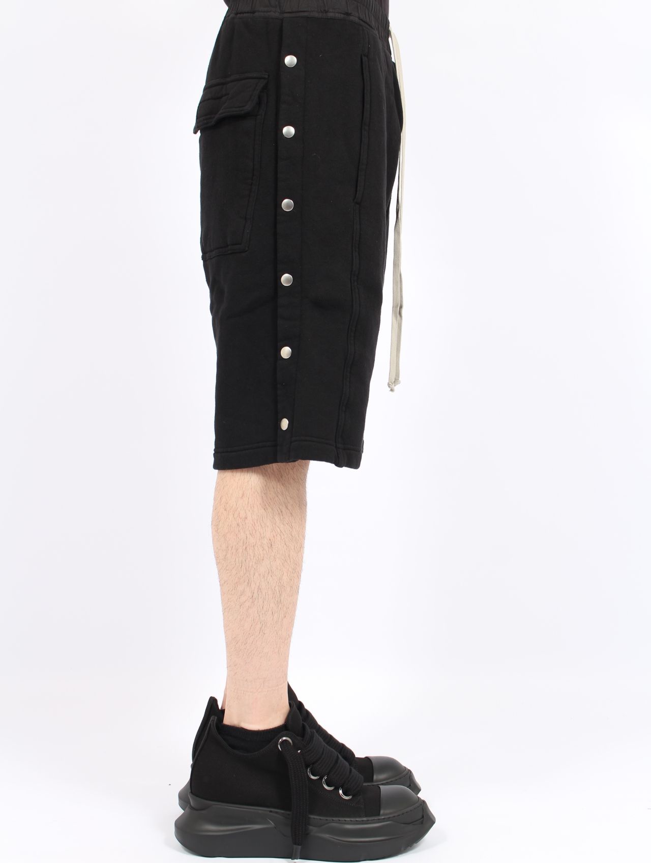 【25AW】 プッシャー ショーツ ハーフ パンツ / PUSHER SHORTS / ブラック