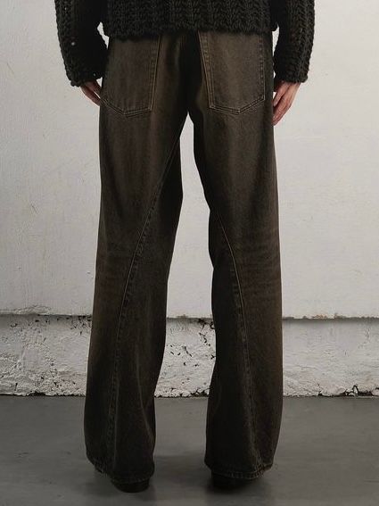 【24AW】3D ツイステッド ワイドレッグ ジーンズ / 3D TWISTED WIDE LEG JEANS / MUD FADED BLACK(ブラック)