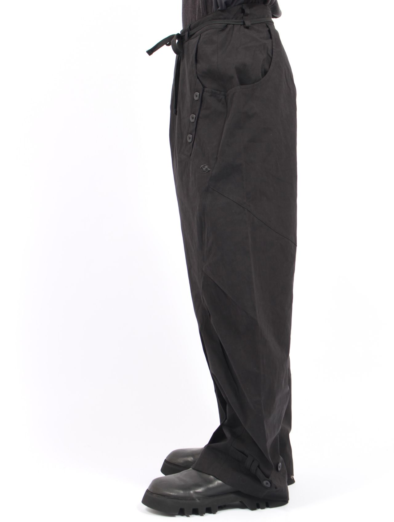 【25AW】タイ パンツ / TIE PANTS / ブラック