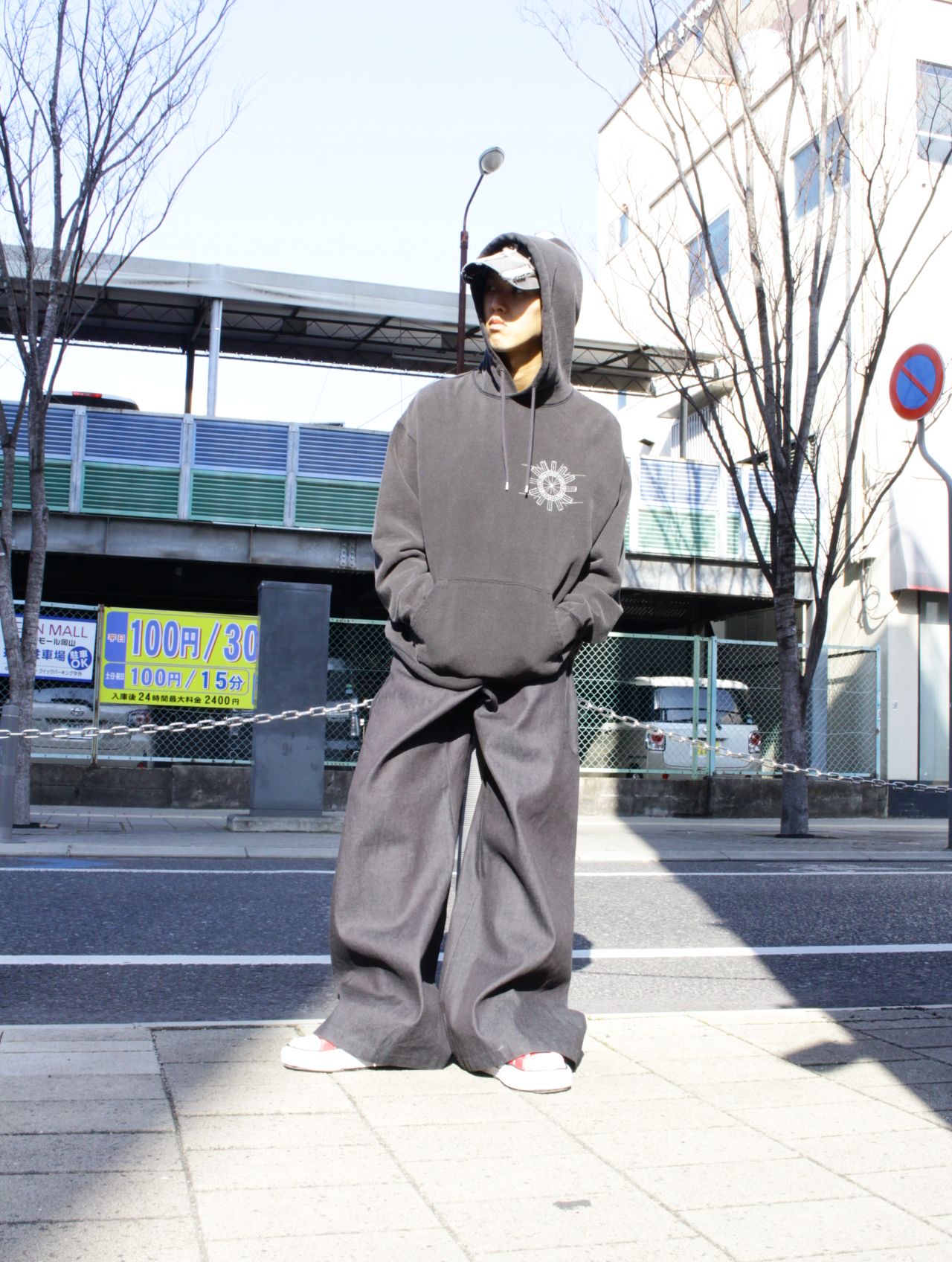 【25AW】 スピーカー グラフィック フーディー プルオーバー パーカー / SPEAKER GRAPHIC HOODIE  / ブラック