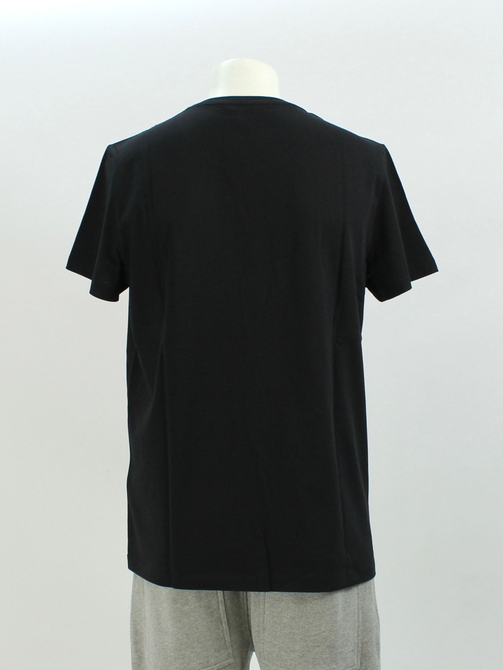 エンボスロゴ Tシャツ / EMBOSS LOGO T-SHIRT / ブラック