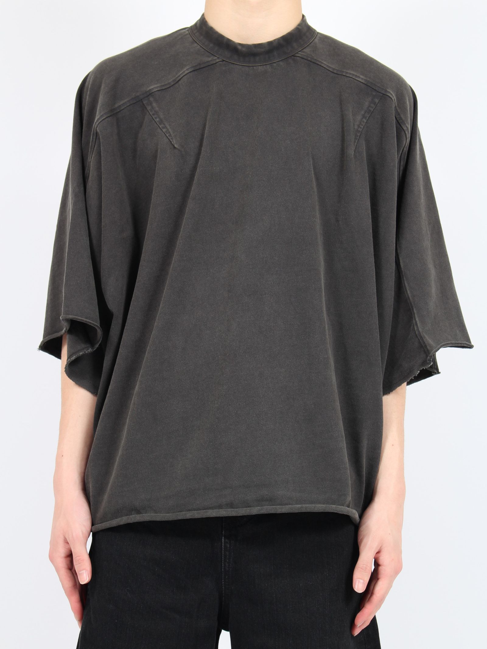 タイムレスな魅力【entire studios】ダーツ Tシャツ entire studios - ダーツ Tシャツ / DART TEE 半袖 カットソー