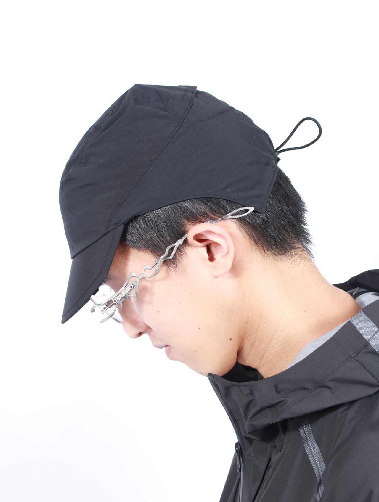 【25AW】ロー アングル キャップ / LOW ANGLE CAP / ブラック