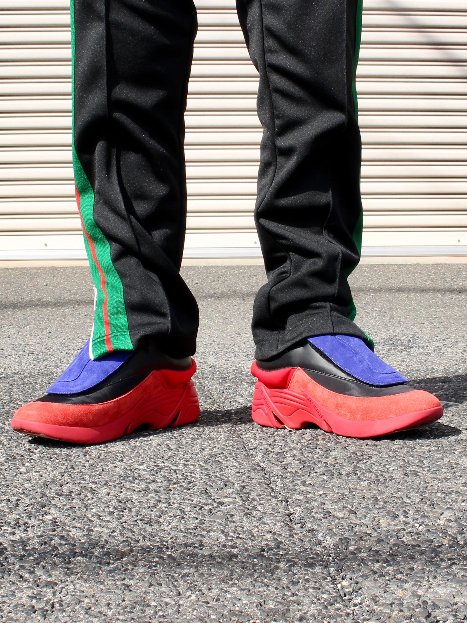 RAF SIMONS (RUNNER) - アンテイ スニーカー / ANTEI / ブラック RAF SIMONS (RUNNER) - アンテイ スニーカー / ANTEI / ブラック
