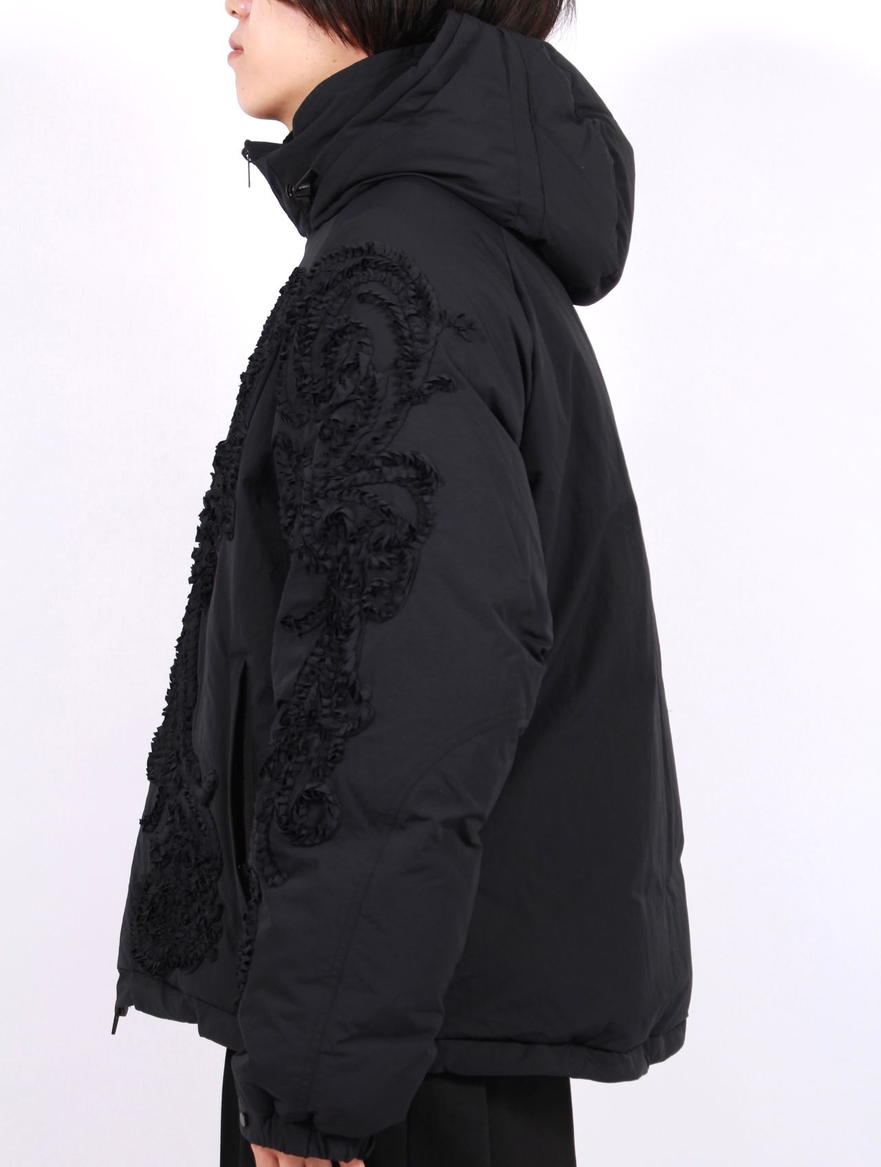 【25AW】ダウンジャケット 刺繍  / DOWN JACKET / ブラック