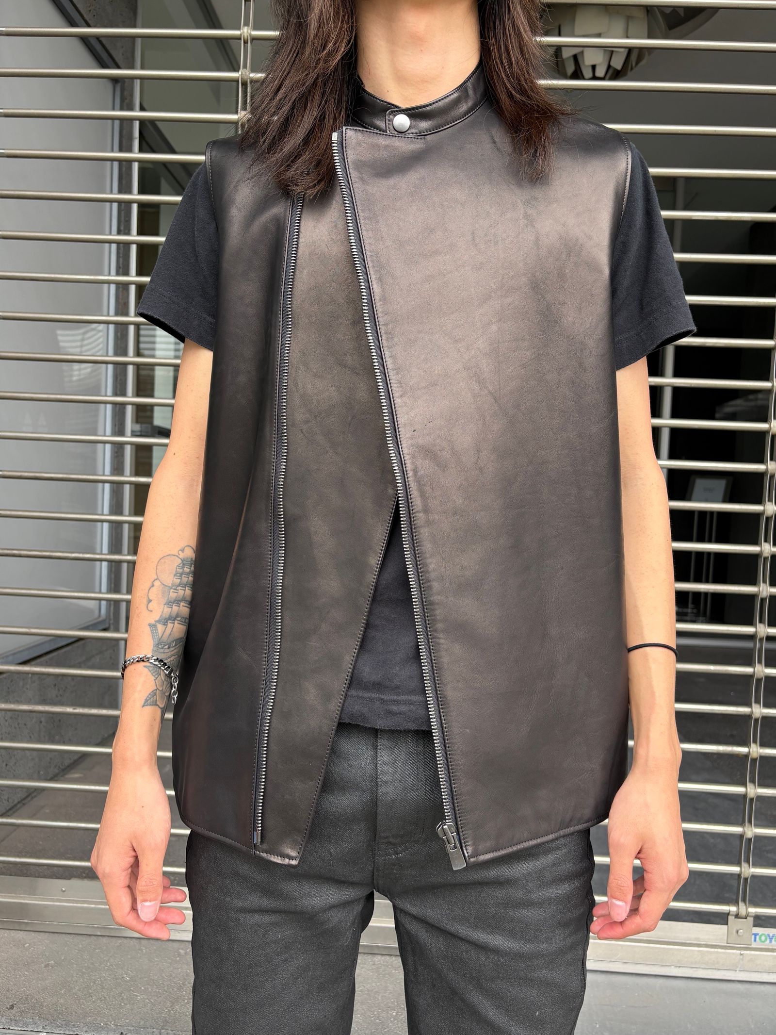 【26SS】レザー ベスト / LEATHER VEST / ブラック