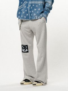 【26AW】 "ガールパッチ" ブーツカット スウェットパンツ フレア パンツ / "GIRL PATCH" BOOTCUT SWEAT PANTS / グレー
