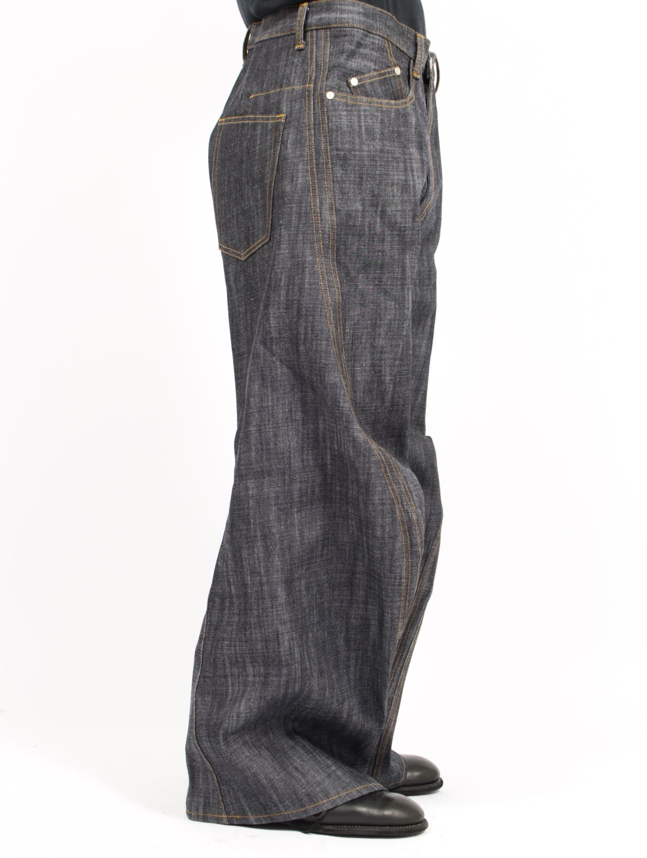 NVRFRGT - 【26SS】 3D ツイステッド ワイド レッグ ジーンズ / 3D