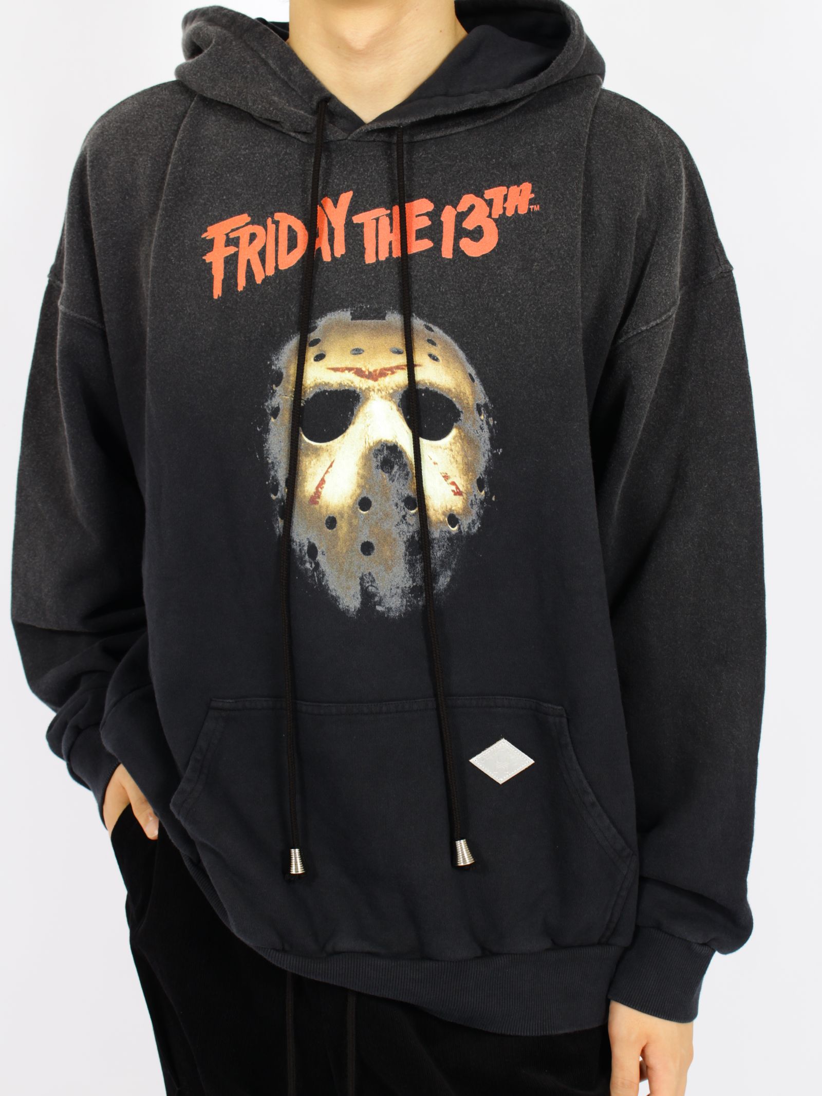 【 13日の金曜日 コラボ】ヴィンテージ エフェクト フーディー パーカー / x FRIDAY THE 13TH VINTAGE EFFECT HOODIE / ブラック