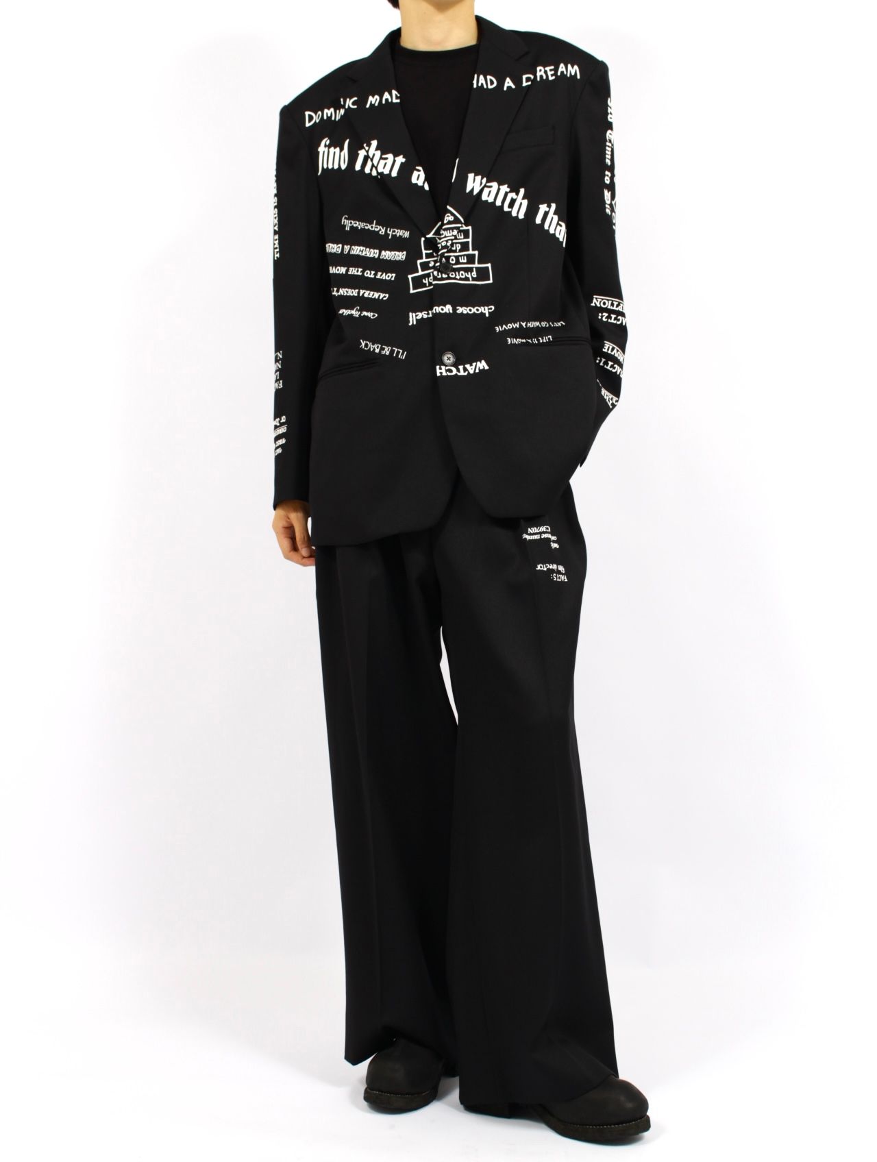 【25AW】"タトゥー" プリント テーラード ジャケット / "TATTOO" PRINTED TAILORED JACKET / ブラック