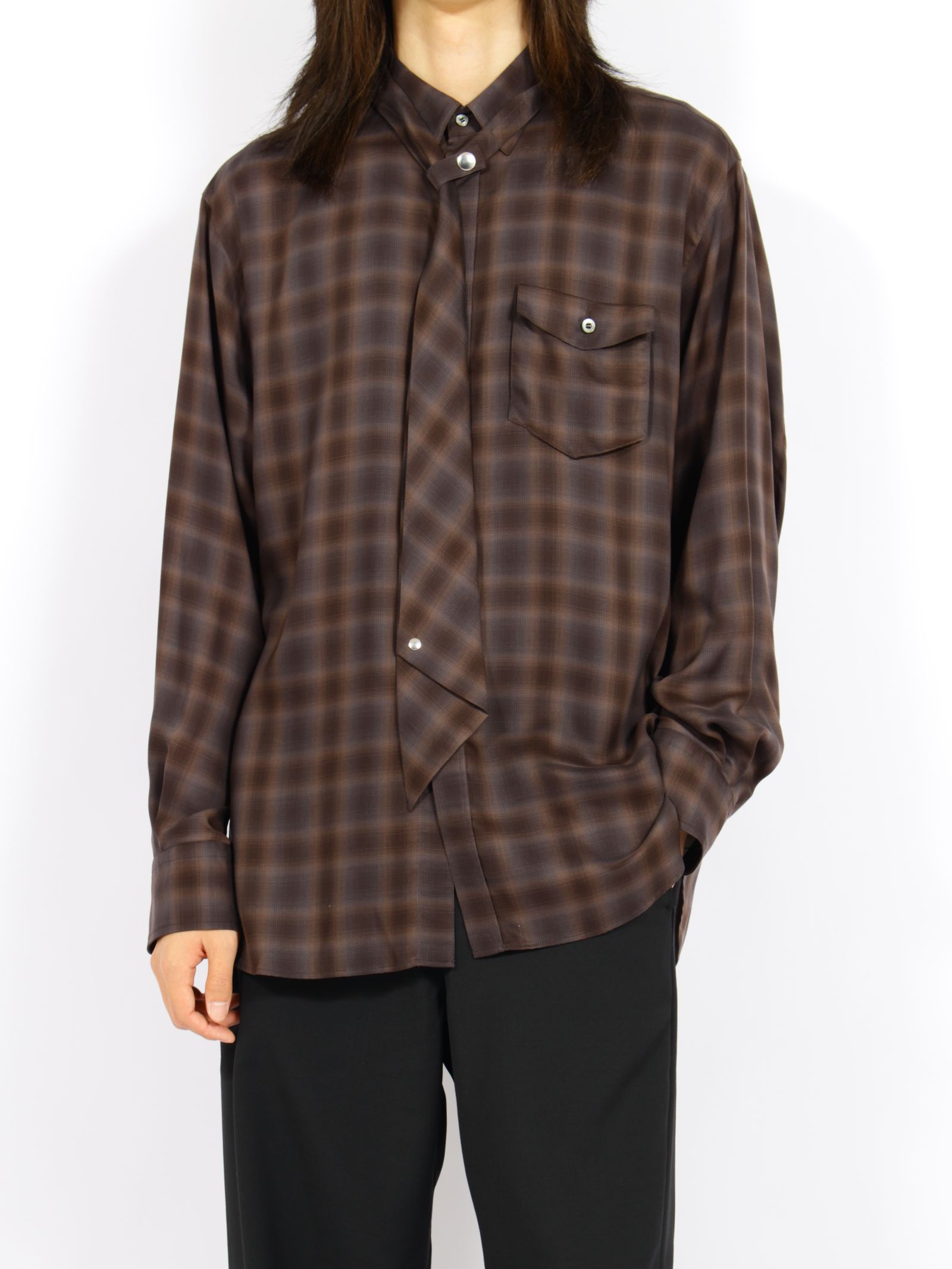 【26AW】 ネクタイ シャツ / NECKTIE SHIRT / ブラウン
