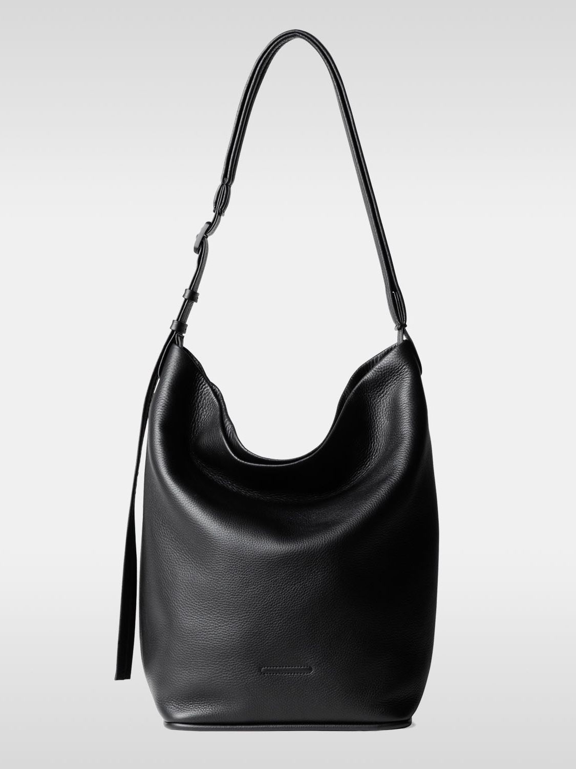 【8月入荷予定】エッセンシャル デイリー レザー ホーボー-ラージ / ESSENTIAL DAILY LEATHER HOBO-LARGE / ブラック