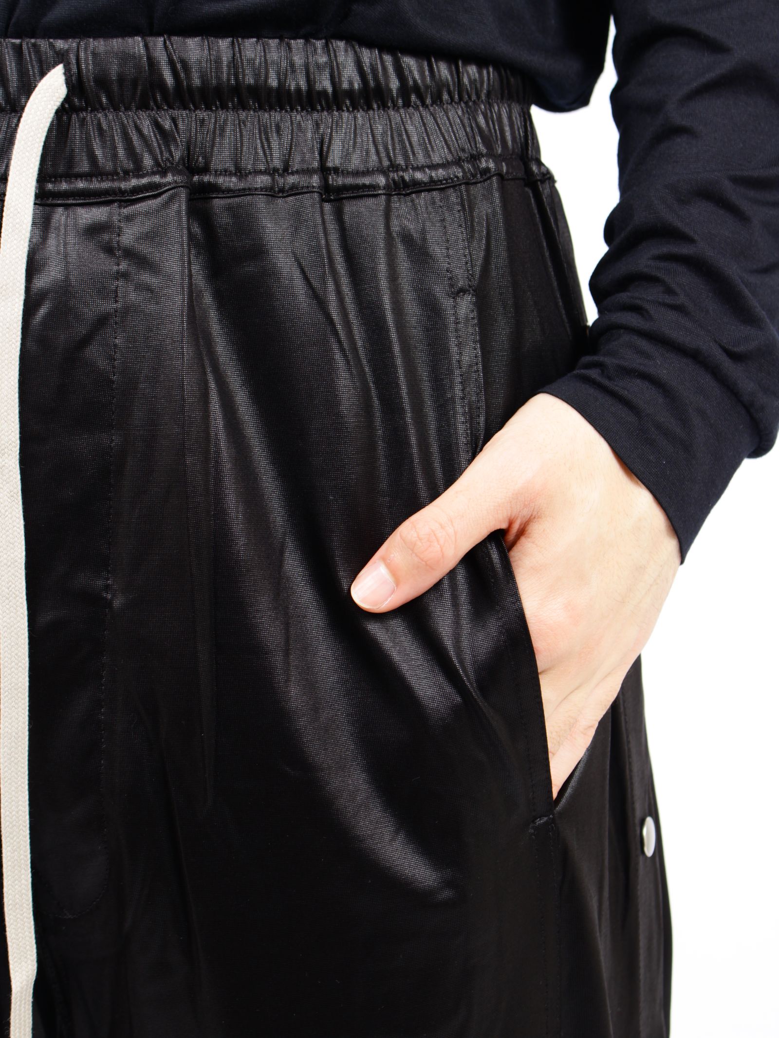 【26SS】サイドスナップボタン ワイド プッシャー パンツ / WIDE PUSHER PANTS / ブラック