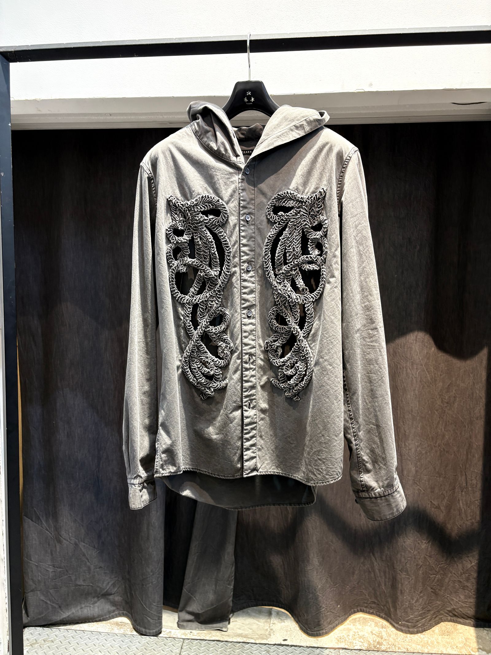 【27SS】フーデッド シャツ カットワーク刺繍 フーディー / HOODED SHIRT / グレー