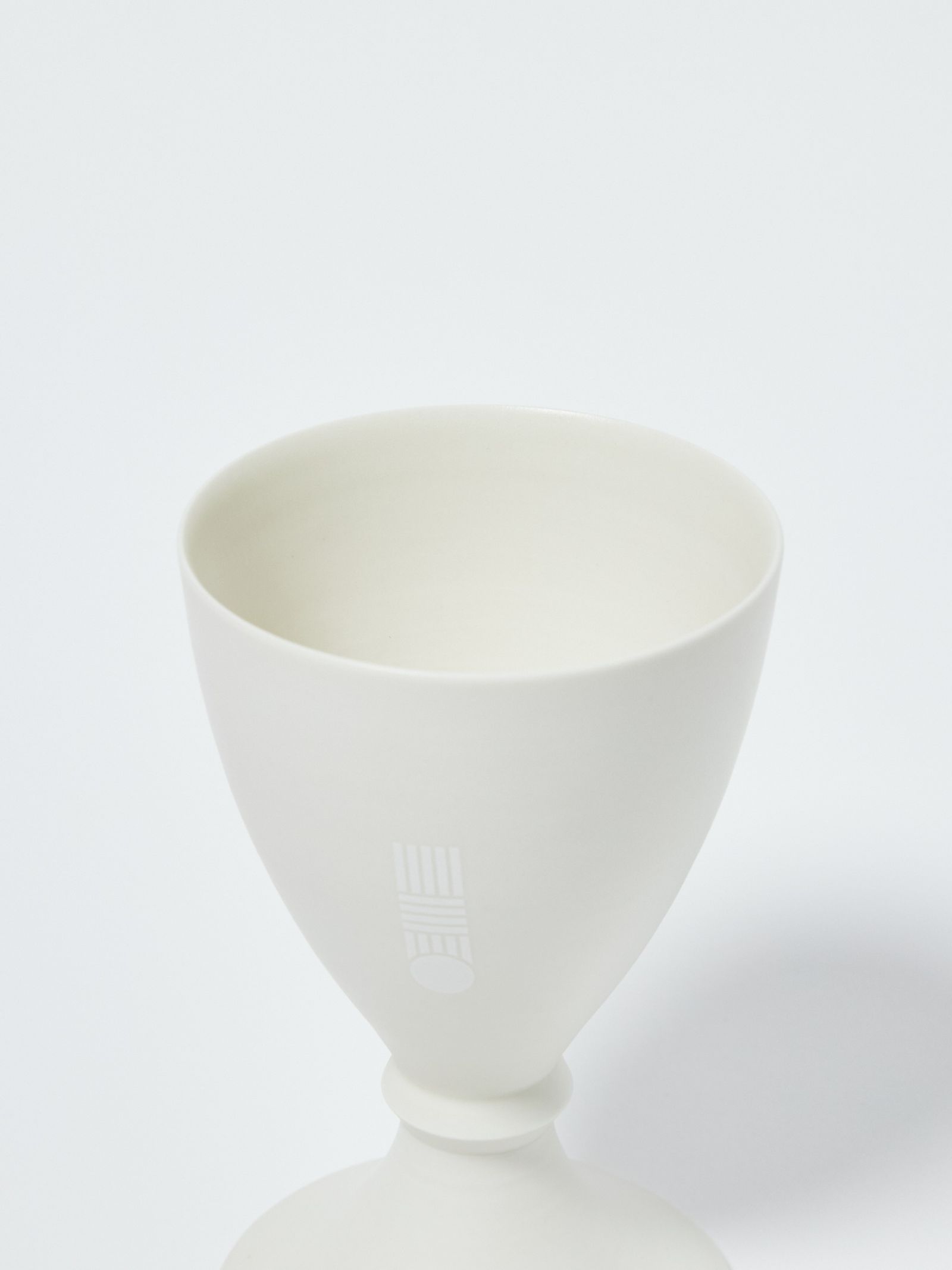 HIROTAKE IIDA 別注 磁器 ワイングラス / SEIHAI : PORCELAIN WINE GLASS / ホワイト