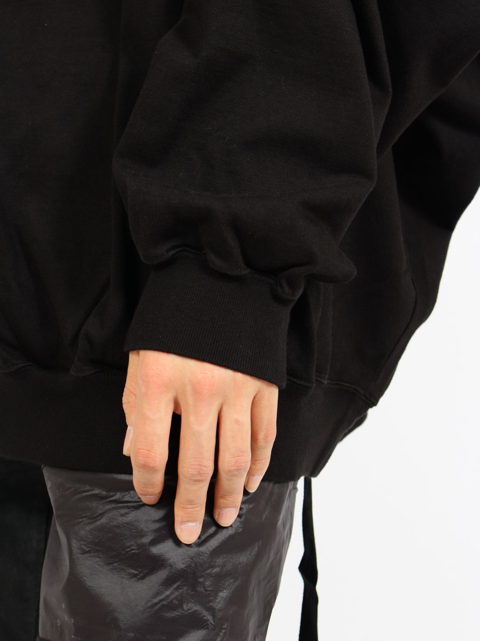 【26SS】ハン クルーネック 長袖 Tシャツ / HUN CREWNECK / ブラック×ミルク