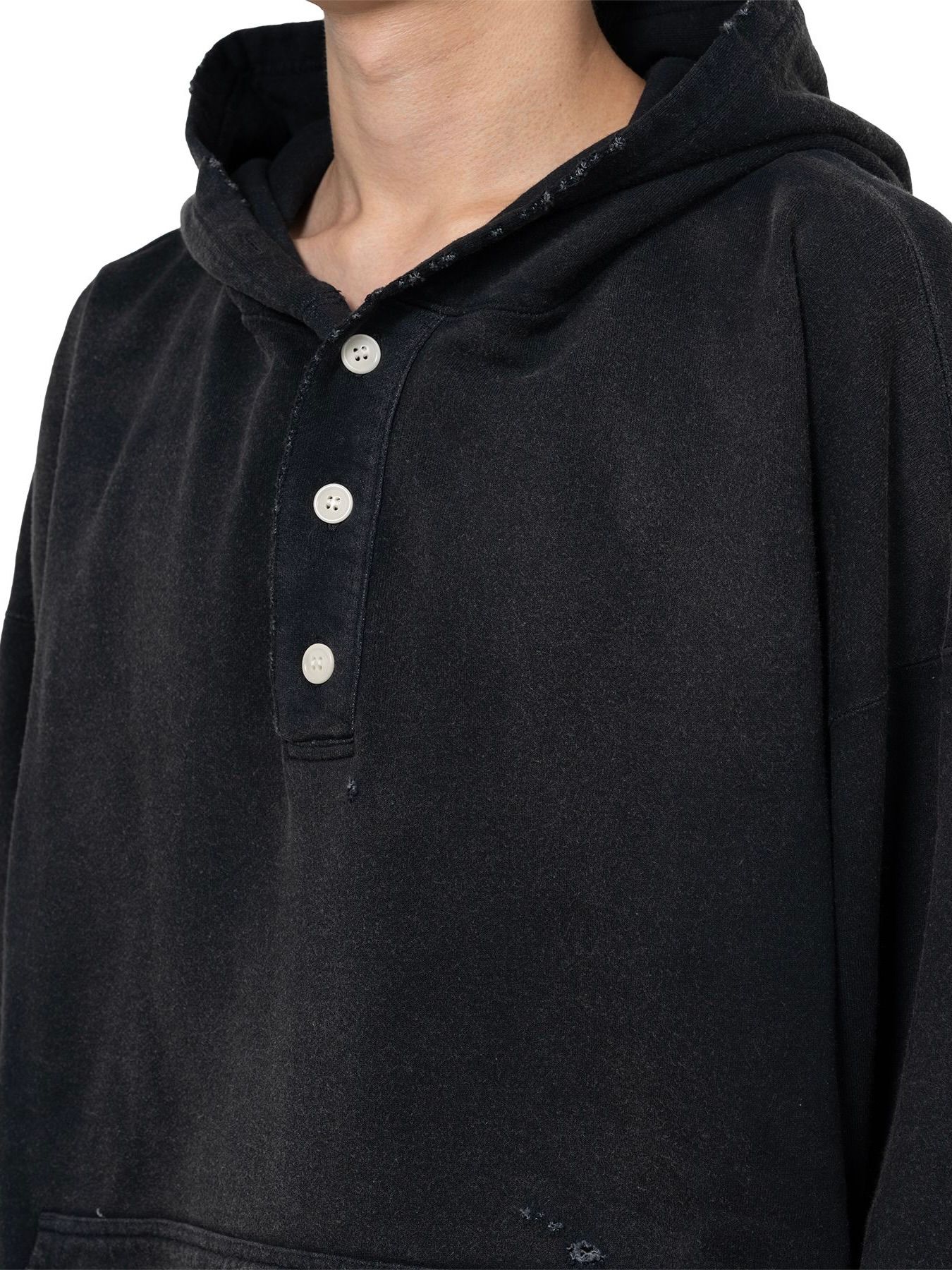 【25AW】ディストレスド ヘンリーネック パーカー / DISTRESSED HENRY NECK HOODIE / ブラック