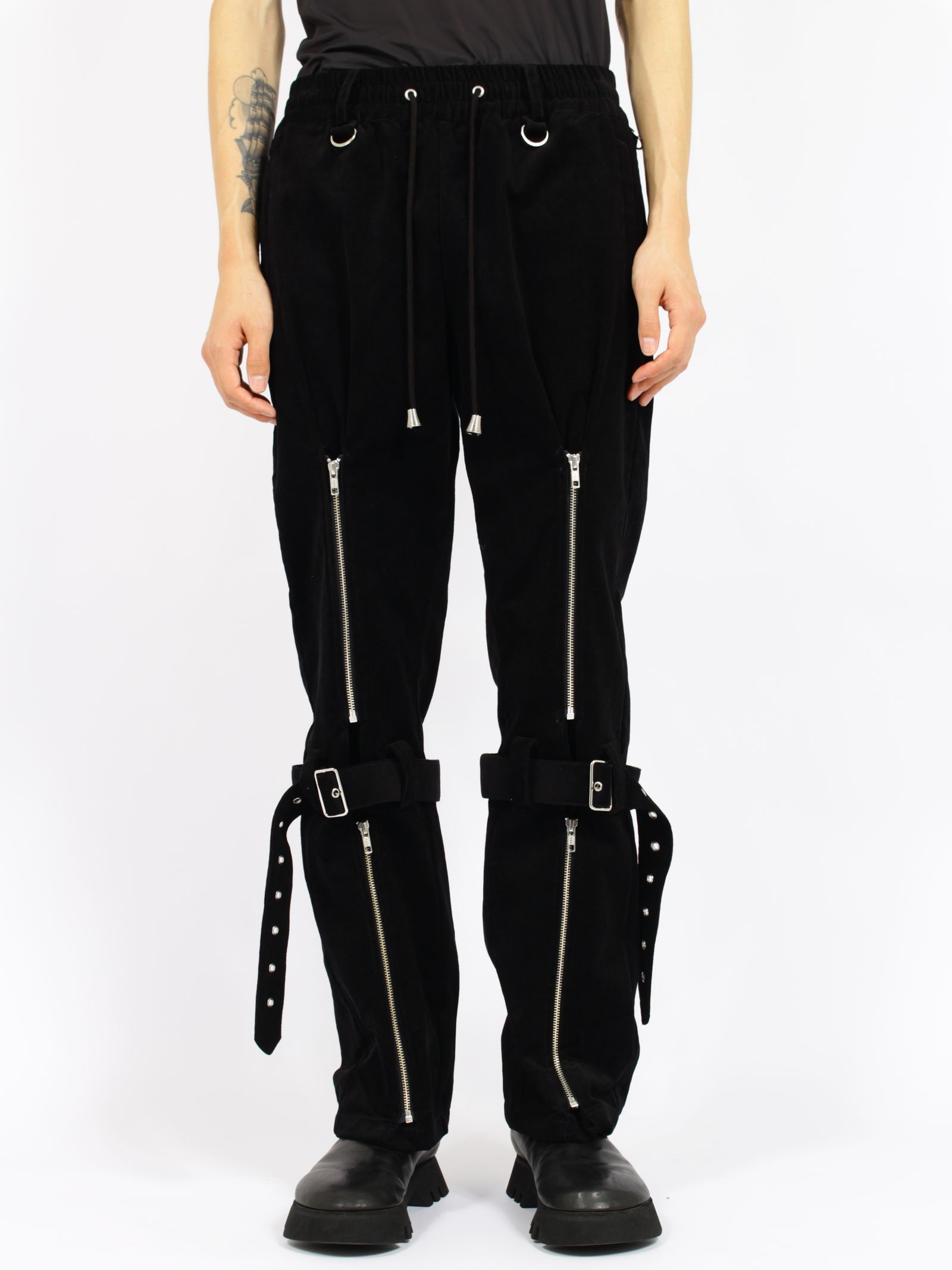 【26AW】コットン コーデュロイ ボンデージ イージー トラウザーズ パンツ / COTTON CORDUROY BONDAGE EASY TROUSERS / ブラック