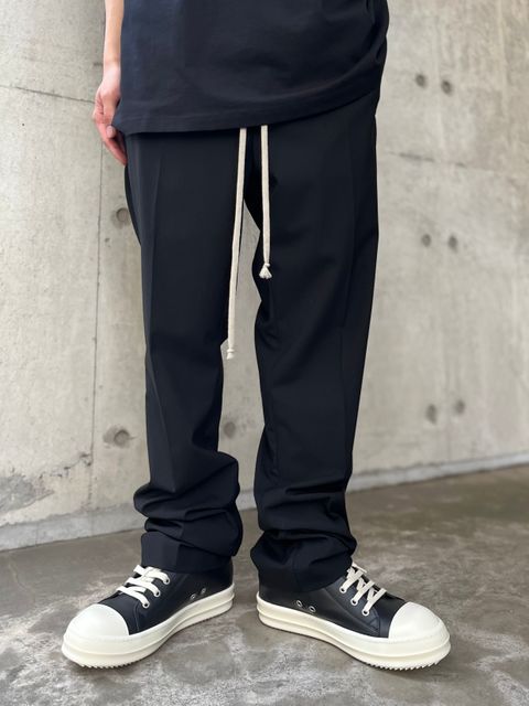 23SS Rick Owens/RAF SIMONSを用いた大人ラフコーデ