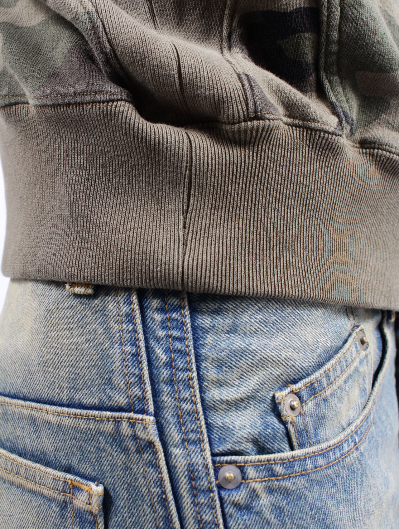 【25SS】パネルド ジップアップ パーカー / PANELLED ZIP UP HOODIE / WOODLAND(カーキ)
